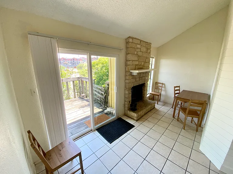 1713 Burton Dr — Photo 6