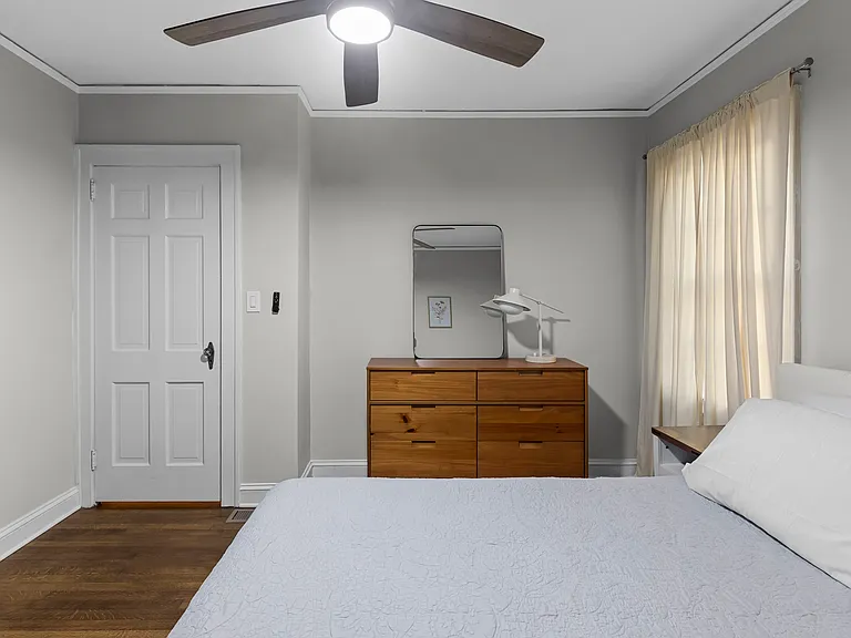 2431 W Woodland Cir — Photo 24