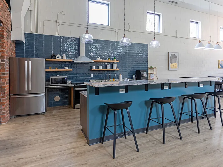 Heatherwood Apartments | MODERNIZED LIVING — Photo 38