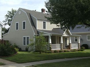 821 Lewis Ave, Saint Joseph, MI 49085