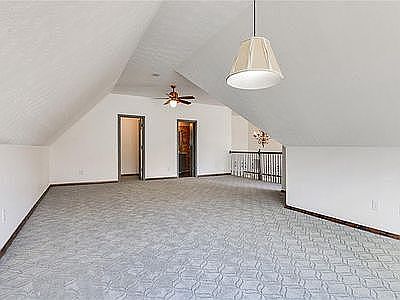 4th image of 5374 S Lake Dr