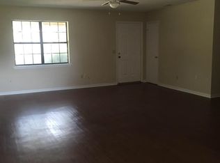 602 Little John Ct, Statesboro, GA 30458