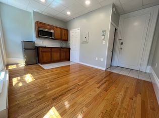 70 Pinckney St APT 2, Boston, MA 02114
