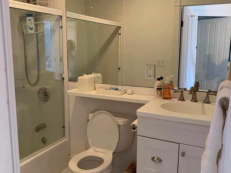 13 Heck Ave — Photo 15
