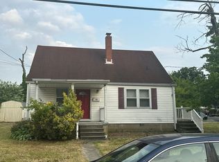 15 Dogwood Dr, Middle River, MD 21220