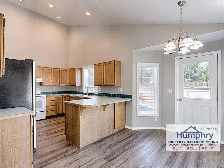 1244 W Greenhead Dr — Photo 8