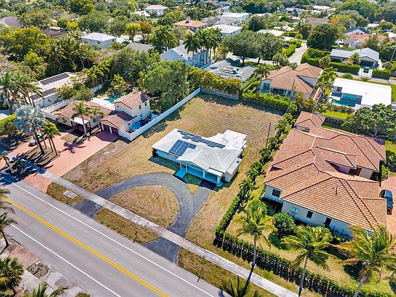 3rd image of 1035 NW 4th Avenue