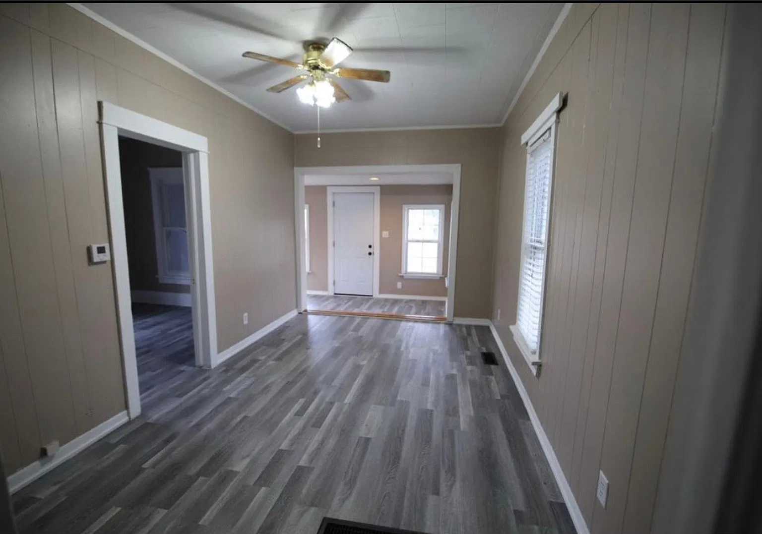212 W Central Miami, OK — Photo 4