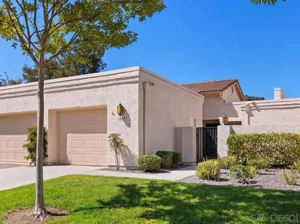 12827 Via Moura, San Diego, CA 92128
