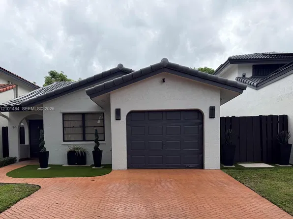 17819 NW 66th Court Cir, Hialeah, FL 33015
