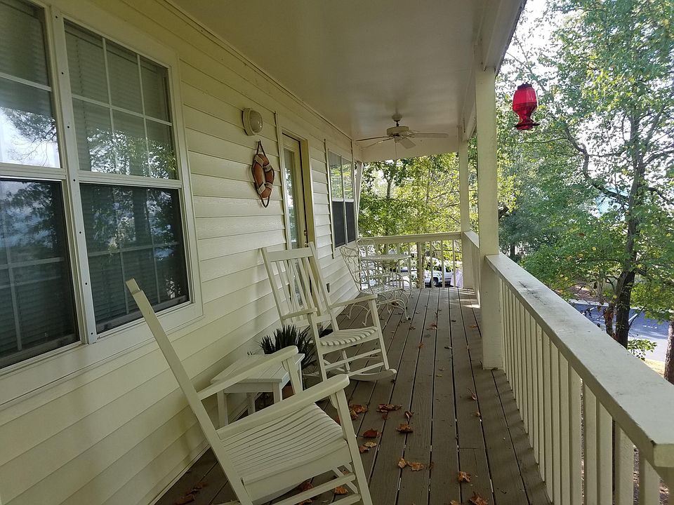 1st image of 100 Harbor Pl SW #612
