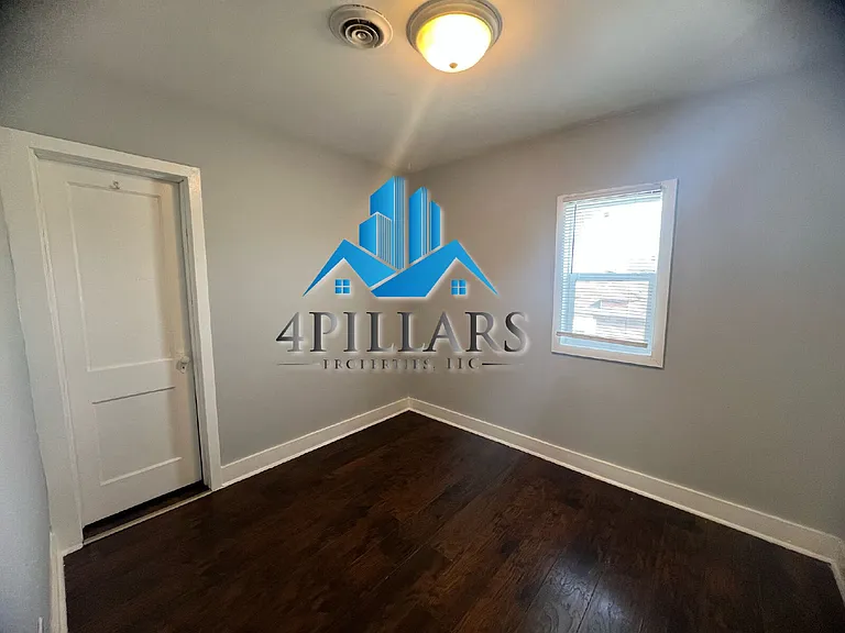 1120 W 150th St #2R — Photo 12