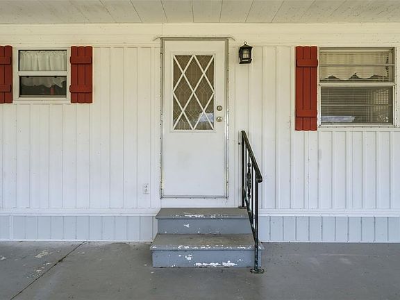 5th image of 34117 Hodges Rd