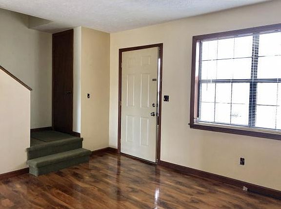 2nd image of 129 Townview Estates Dr Unit 3