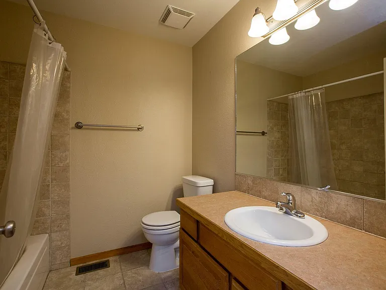4405 Monte Carlo Dr — Photo 13