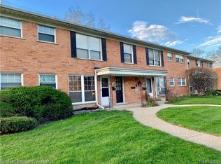 2930 W Thirteen Mile Rd UNIT 13-1, Royal Oak, MI 48073