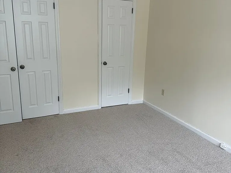 Eli Whitney Apartments — Photo 27