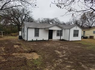 648 Alameda Rd, Azle, TX 76020