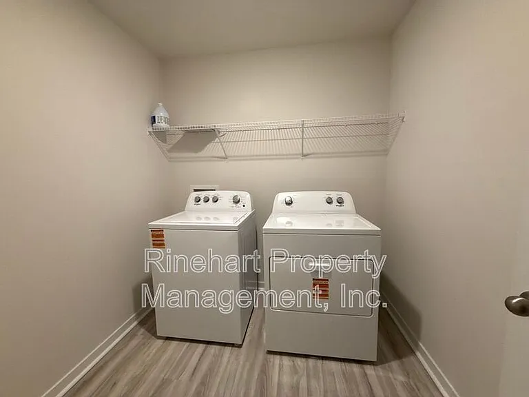 328 Ginsberg Rd — Photo 27