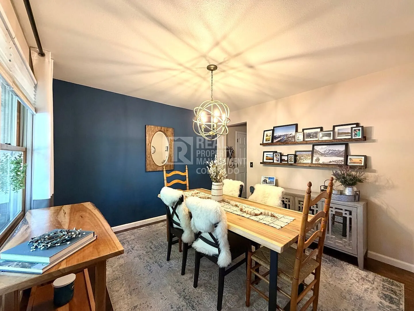 Spacious Centennial Home with Vaulted Ceilings, Skylights, Office Space & Expansive Outdoor Living — Photo 4