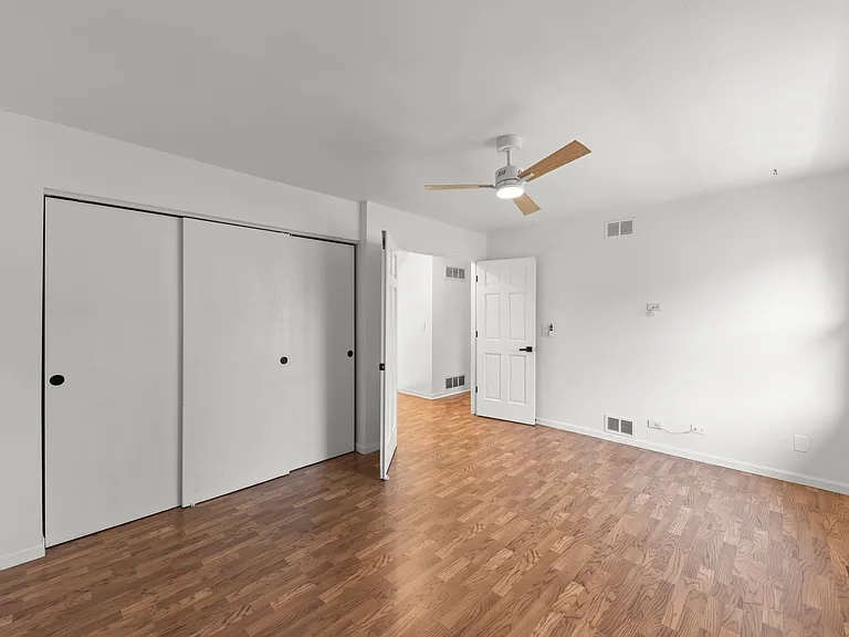 219 Kedvale Ct — Photo 12