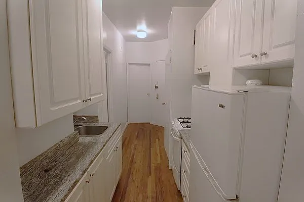 Rented by Luxor Homes & Investment Realty | media 5