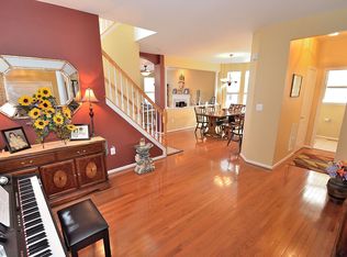 14583 Crown Hollow Ct, Gainesville, VA 20155