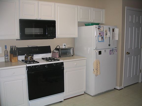 Kitchen appliances and pantry