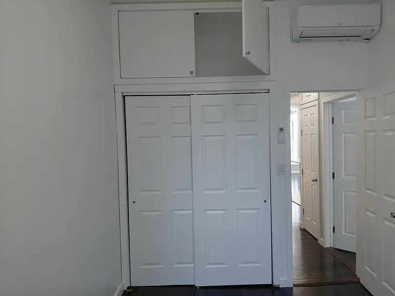 208 Mac Donough St #1 — Photo 8