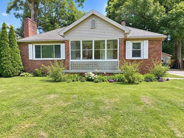 1327 Thompson Ave, Evansville, IN 47715