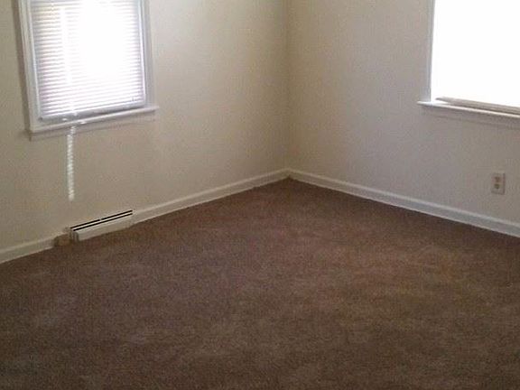 2nd image of 3414 Monroe Ave