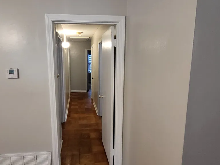 663 Merritt Dr — Photo 6