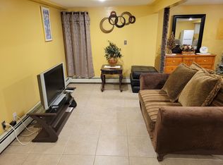 1066 Nugent Ave #LWR, Bay Shore, NY 11706