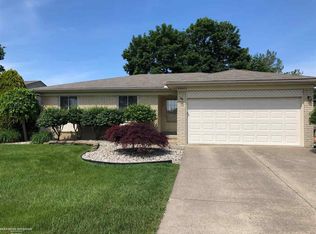 46483 Plum Grove Dr, Macomb, MI 48044