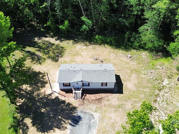 3rd image of 110 Ridge Ct