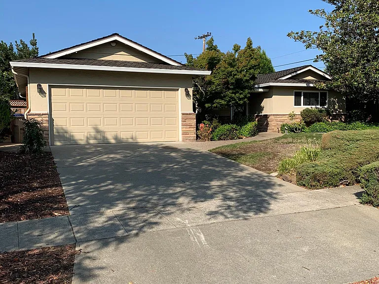 1984 Abinante Ln — Photo 1