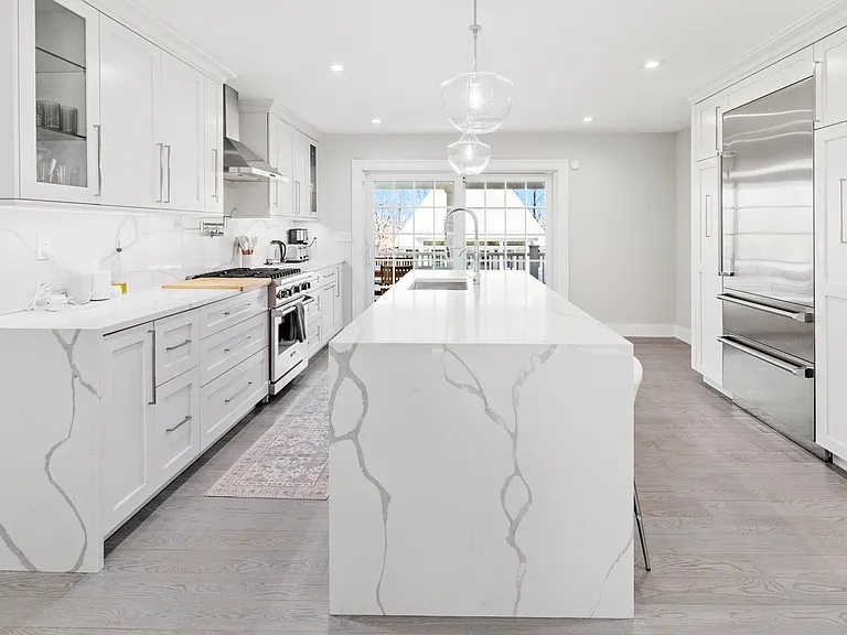 14 Highland Rd — Photo 3