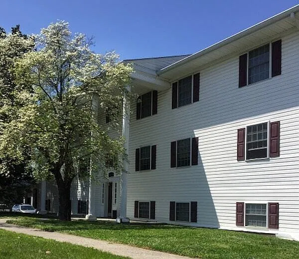 1 bed, 1.0 bath, 700 sqft, $800 — Photo 1