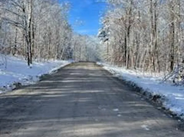 16A-1 Off Presidential Drive, Naples, ME 04055