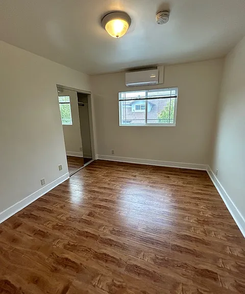 412 1/2 Rose Ave #B — Photo 9
