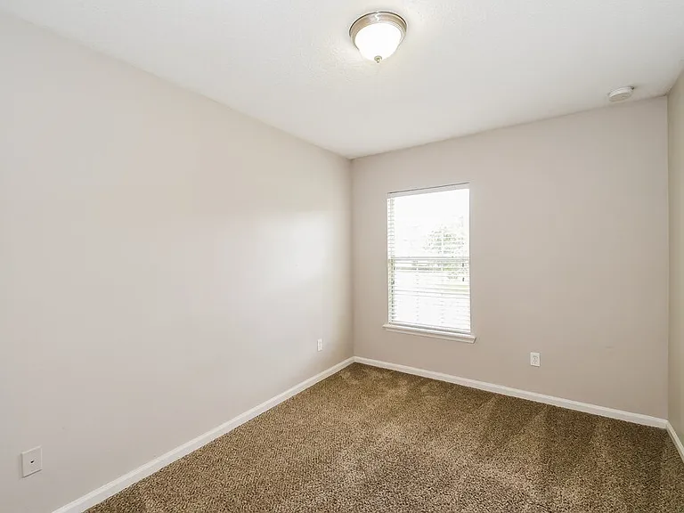 3645C Creswick Cir — Photo 13