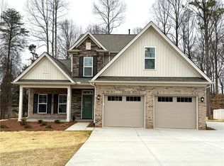 256 Vine Ridge Dr, Winston Salem, NC 27127