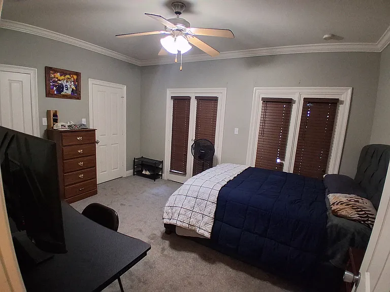 5203 Arlington Ct — Photo 15