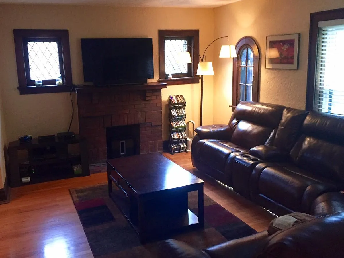 3 bed, 1498 sqft, $1,700 — Photo 3