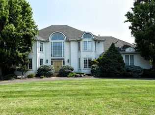 673 Korisa Dr, Huntingdon Valley, PA 19006