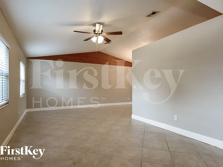 241 Quail Cir — Photo 2