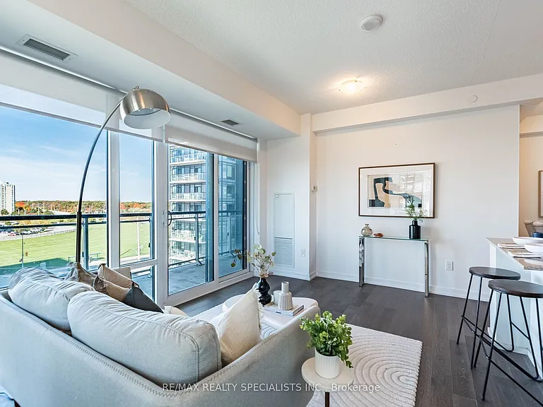 2560 Eglinton Ave W #610 — Photo 18