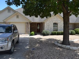 1006 W North Ave, Lampasas, TX 76550