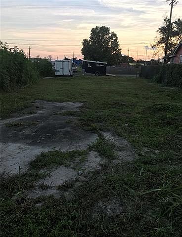 1st image of 2923 Marigny St