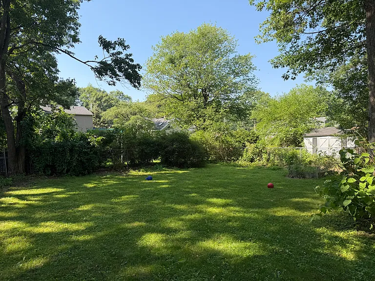 78 Woodlawn Rd #A — Photo 18